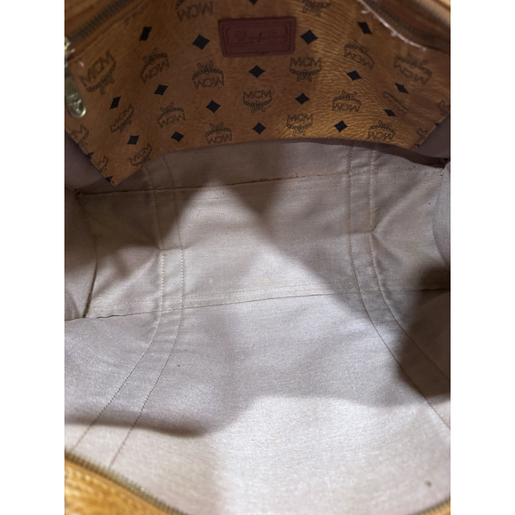 MCM Visetos Tote/ Crossbody - Picture 15 of 16